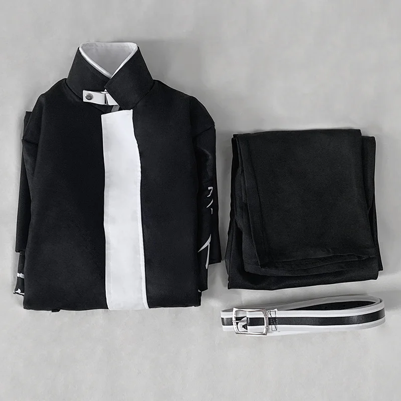 

Costumes & Accessories