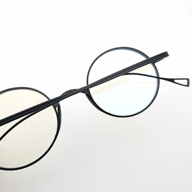 

Round Titanium Eyeglasses 2021 Newest Glasses Black Optical Frames Men Women Metal Eyewear Female