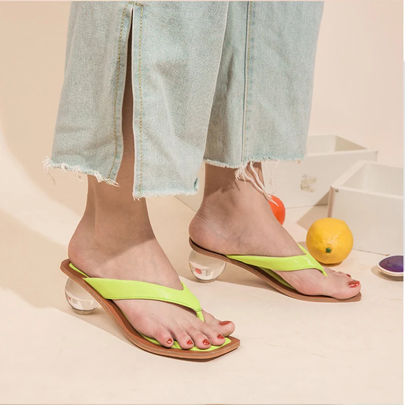 

[GOGD]In the summer of 2021 new spot green circle slippers with cool woman big pinch code 41 sandals women high heels