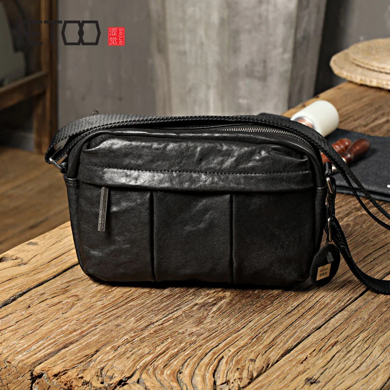 AETOO Black vegetable tanned cross body bag for men, soft cowhide casual bag for men, leather cross shoulder bag