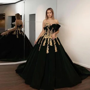 Elegant Black Ball Evening Gowns Gold Lace Applique Sleevesless Backless SweepTrain Formal Prom Dresses Vestidos De Noche Gradua