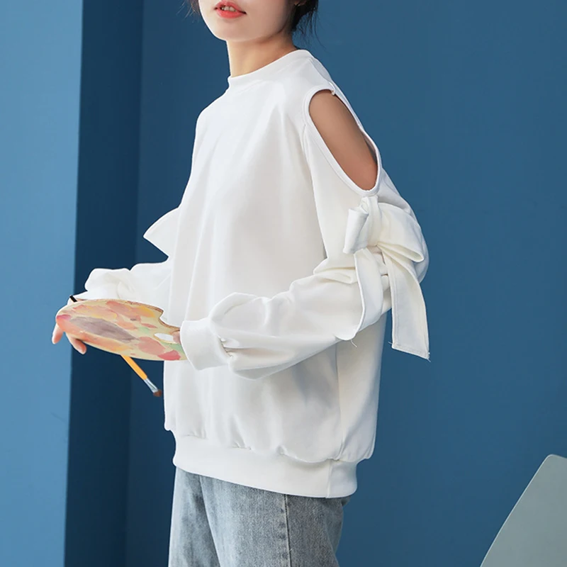 

SWEETKAMASweatshirt O-Neck Autumn Female Korean Loose 2020 New Fashion Student Cotton Long Sleeve Hollow Out Bow Top