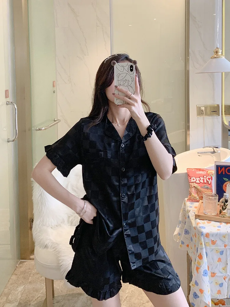 

Wmyqdlq Short-Sleeved Shorts And Pajamas Four-Piece Female Summer New Product Plaid Jacquard Silk Suit With Eye Mask + Headband