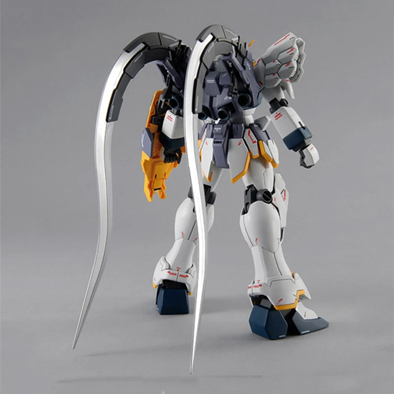 

BANDAI Model MG 1/100 New Mobile Report Gundam Wing EW Sandrock Gundam Effects Action Figure Model Modification