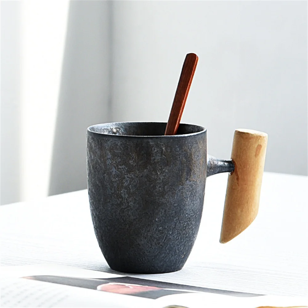 

200-300ml Creative Handmade Ceramic Coffee Cup Japan Style Wooden Handle With Spoon Milk Beer Tea Cup Anti-rust Glaze Drinkware
