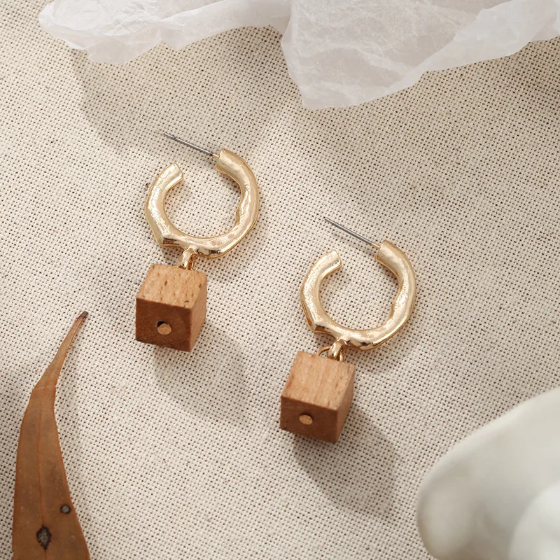 

2021 Square Wood Pendants Earrings For Women Statement Vintage Geometric Dangle Drop Earring Female Fashion Jewelry Gift Brinco