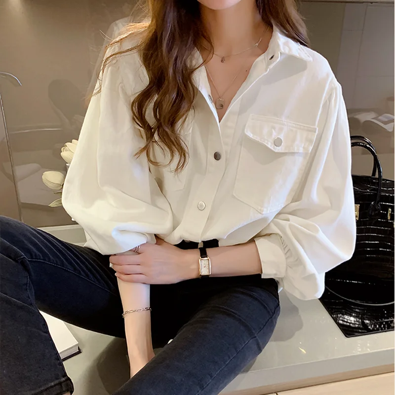 

Блузка женская с карманами, модная Однотонная рубашка в Корейском стиле, свободная шикарная блуза для студентов, винтажный Топ с длинным рукавом, белый цвет, на весну