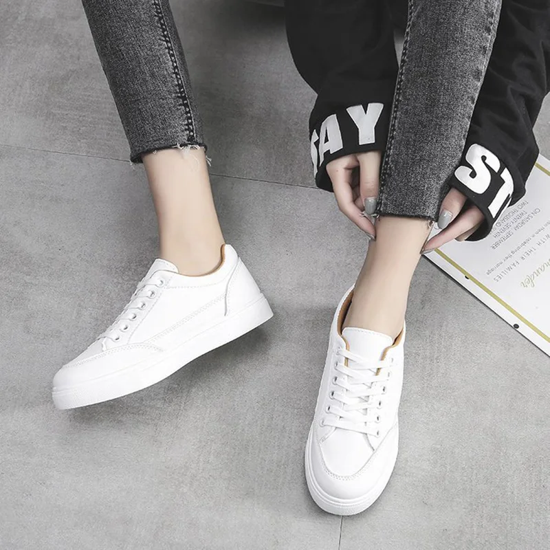 Женские кроссовки 2020 Женская Вулканизированная весенне-осенняя Модная Белая