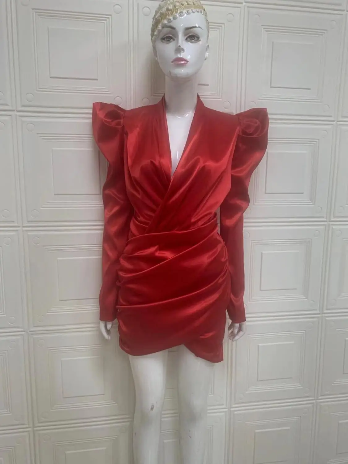 2019 новое женское красное черное платье с v образным вырезом и длинным рукавом