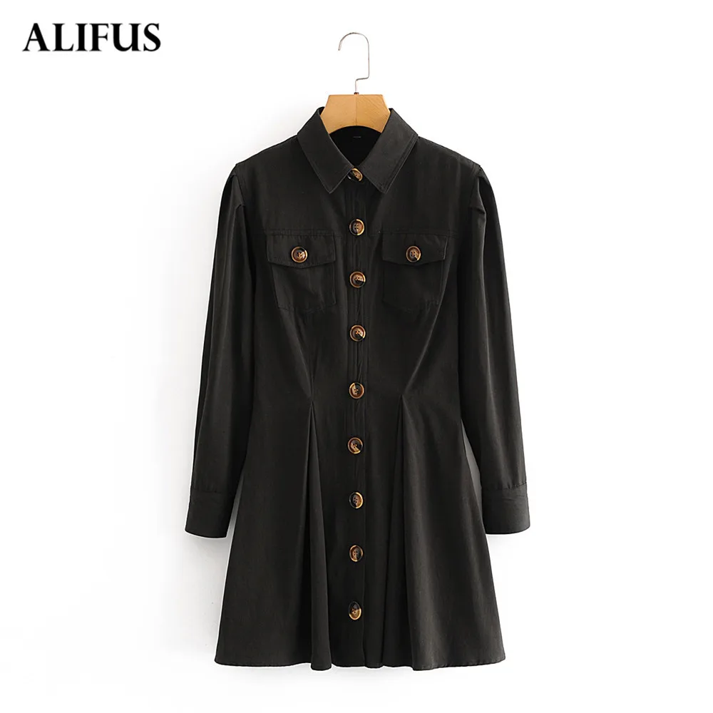 

Женское платье с отложным воротником и длинным рукавом, на пуговицах