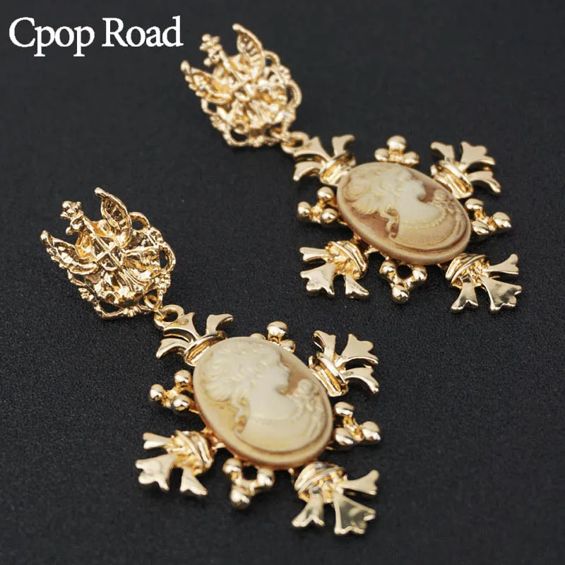

Cpop New Big Gold Vintage Gothic Earrings Women Head Portrait Statement Cross Drop Earrings Vintage Jewelry Needle Gifts