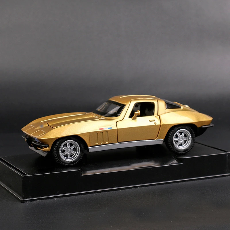 

JIAYE 1:32 Simulation Luxury Collection Model Alloy Cars Toy Diecast Metal Car Toys For Adults Children With Light Sound For Kid