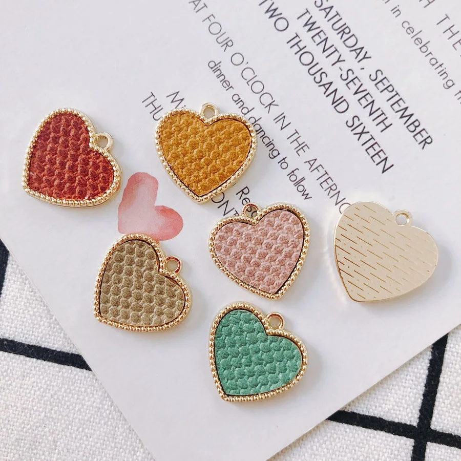

Wholesale 40pcs Fabric Paved Gold Tone Alloy Heart Charms 19*19mm DIY Jewelry Findings Fashion Earring Necklace Pendants