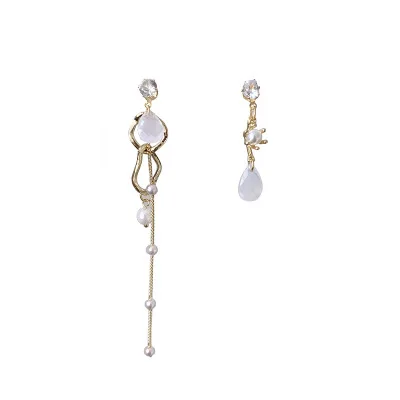 

2020 модные новые геометрические серьги ассиметричной формы с изображением лица, тонкие темпераментные серьги, корейские высококачественны...