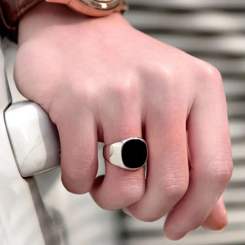

Men Vintage Ring Enamel Rings Punk Classic Black Drip Imitation Black Stones Male Enamel Ring