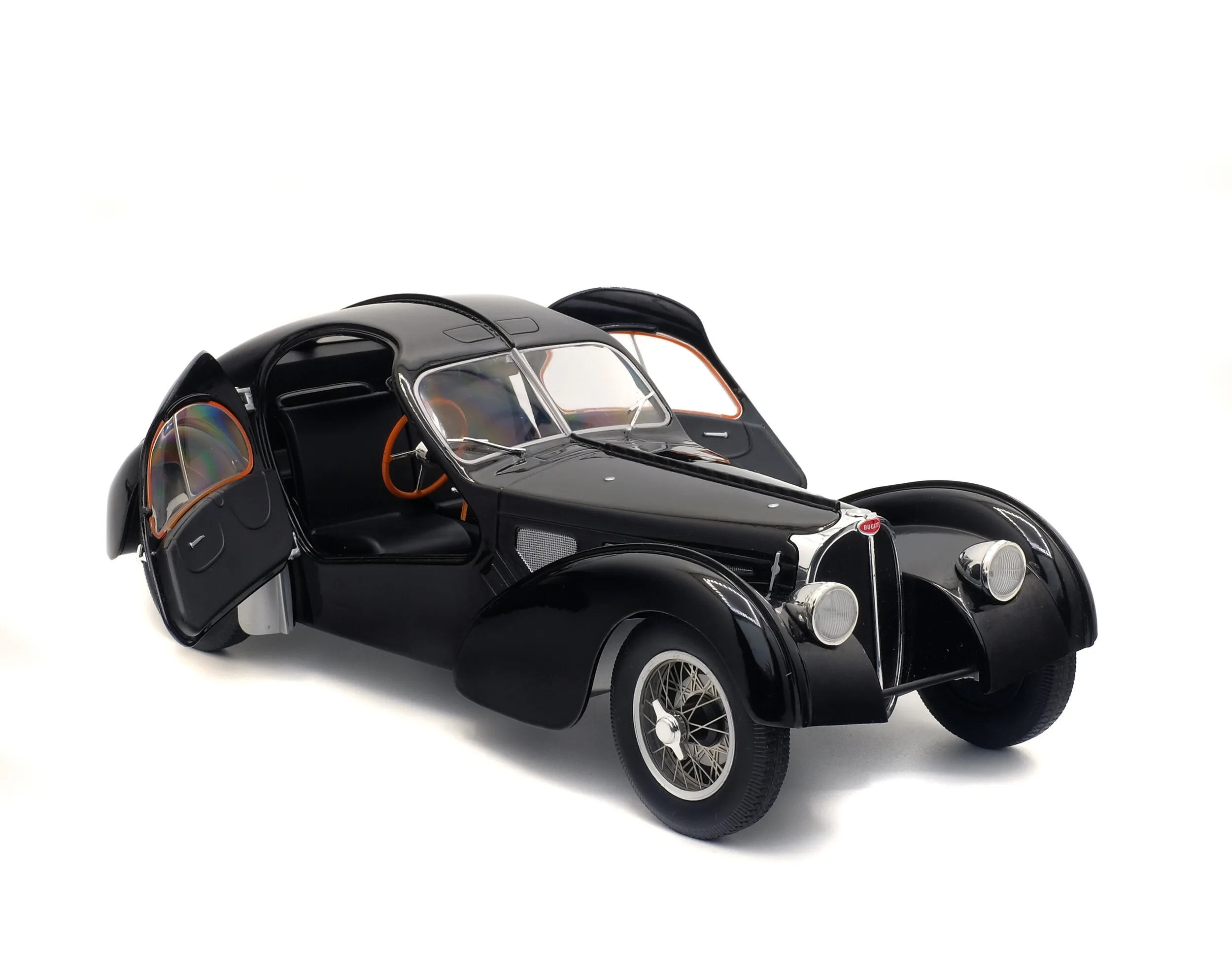 

Solido 1/18 2101 Bugatti Type 57 SC Atlantic DieCast Model Collection Limited Edition
