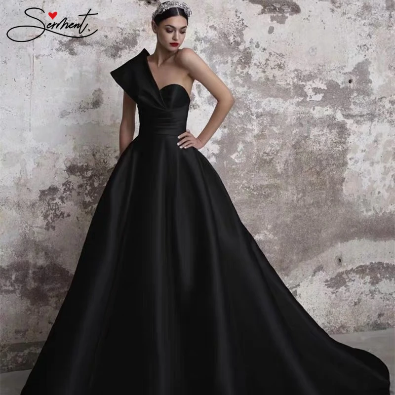 

BAZIIINGAAA Black Luxury Satin Wedding Dress One Shoulder Cathedra Suitable for Spring and Autumn Luxury Church Weddings