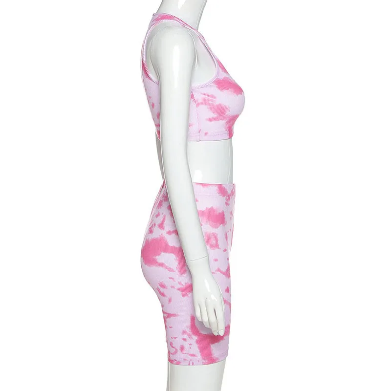 Женский трикотажный костюм в рубчик облегающий укороченный топ с принтом