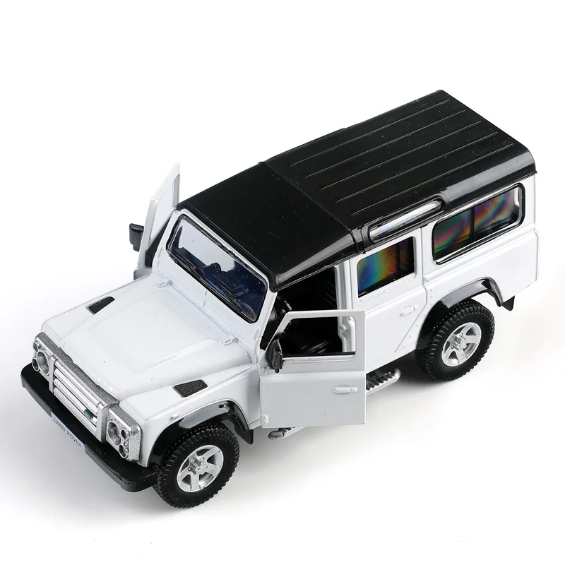 1/36 DieCasts модели серии L & R Бесплатная доставка Defender 13 5 см брелок для автомобильных