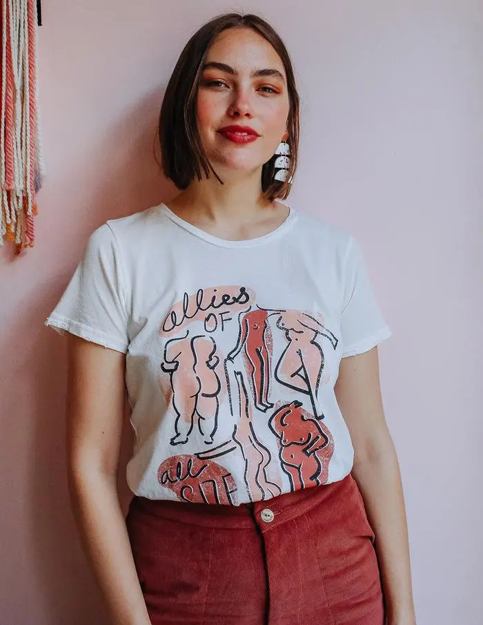 Футболка женская хлопковая с принтом брендовая винтажная тенниска надписью Friends