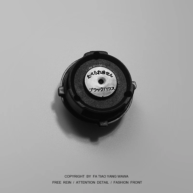 Скучно положить гнездо чтобы убить тараканов для игры! Гнездо