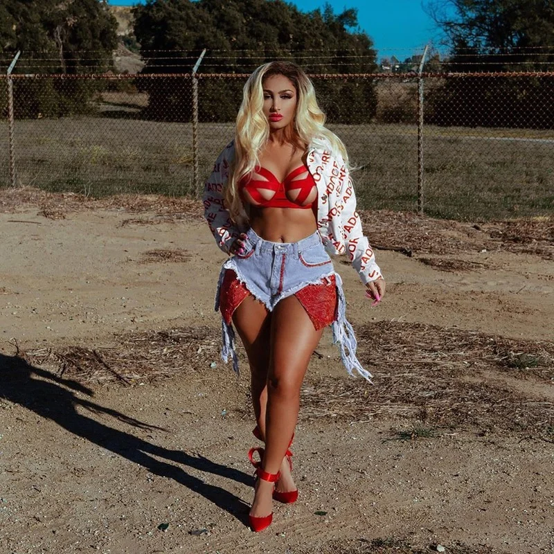 

Джинсовые шорты в стиле пэчворк с блестками, женские джинсовые шорты с высокой талией, новинка, универсальная уличная одежда с эффектом пот...