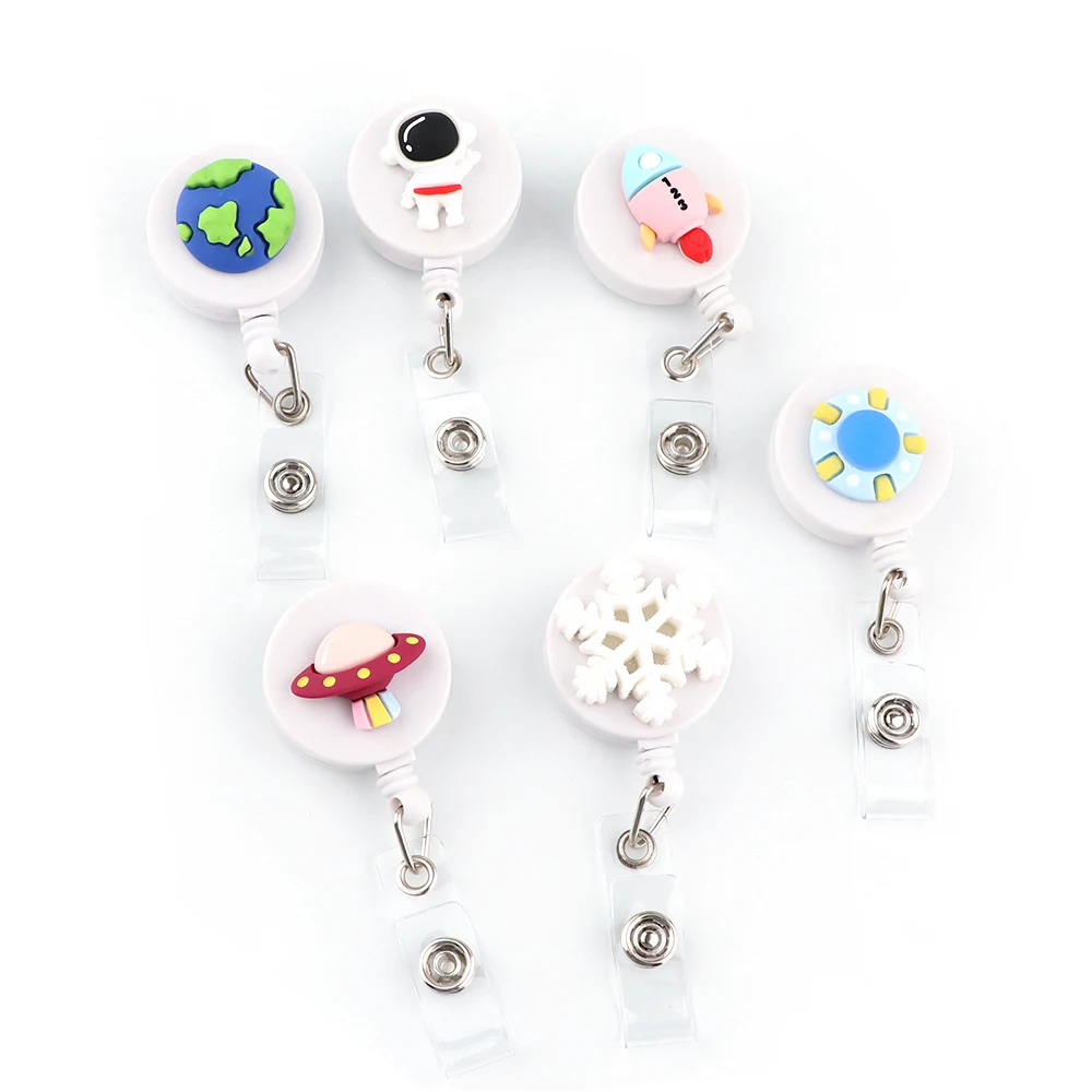 

MD831 DMLSKY Hot Sales Astronaut UFO Retractable Nurse Badge Reel Clip Cartoon Doctor Student ID Card Badge Holder Lanyard