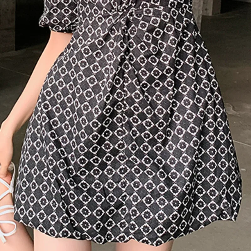 

Summer 2021 New Vintage Chiffon Dress Fashion Puff Sleeve Slim Waist Robe French Sexy V-neck Print Flower Mini Vestido De Mujer