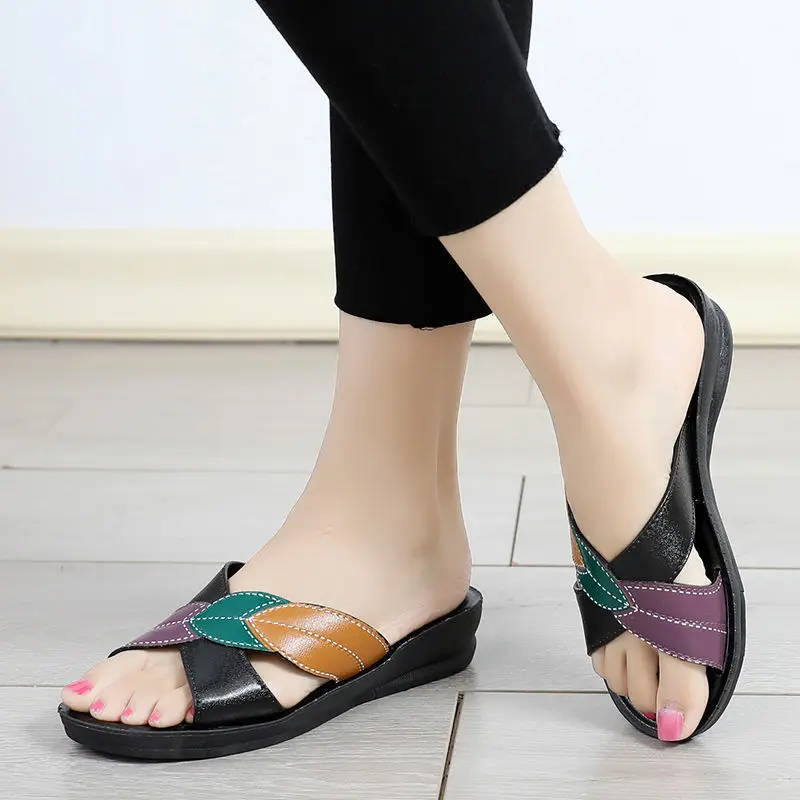 

Flat Slippers for Ladies Mules Summer Women Sandals Flat Shoes Woman Beach Slippers Casual Non-slip Mom Slippers Platform Shoes