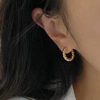 scalloped fashion trend gold twist ear buckles light luxury exquisite endless affectionate ladies birthday party ear buckles