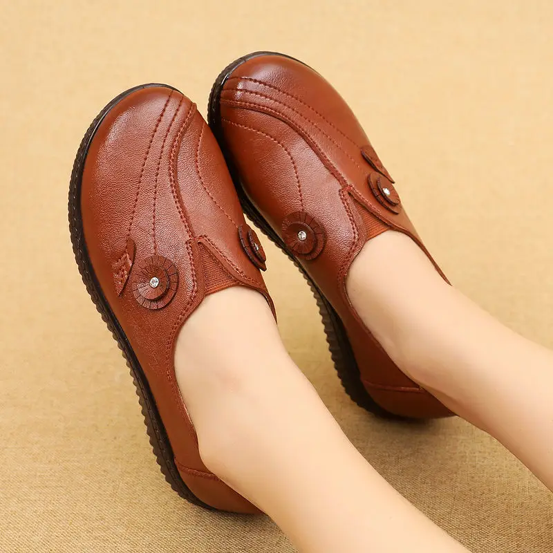 

designer sewing flats women spring microfiber leather loafers female casual comfort sneakers women rhinestone non-slip Moccasins