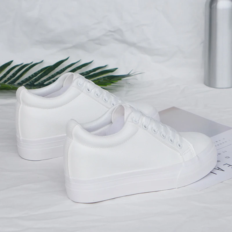 Модные кроссовки на платформе новая осенняя женская обувь повседневная женские