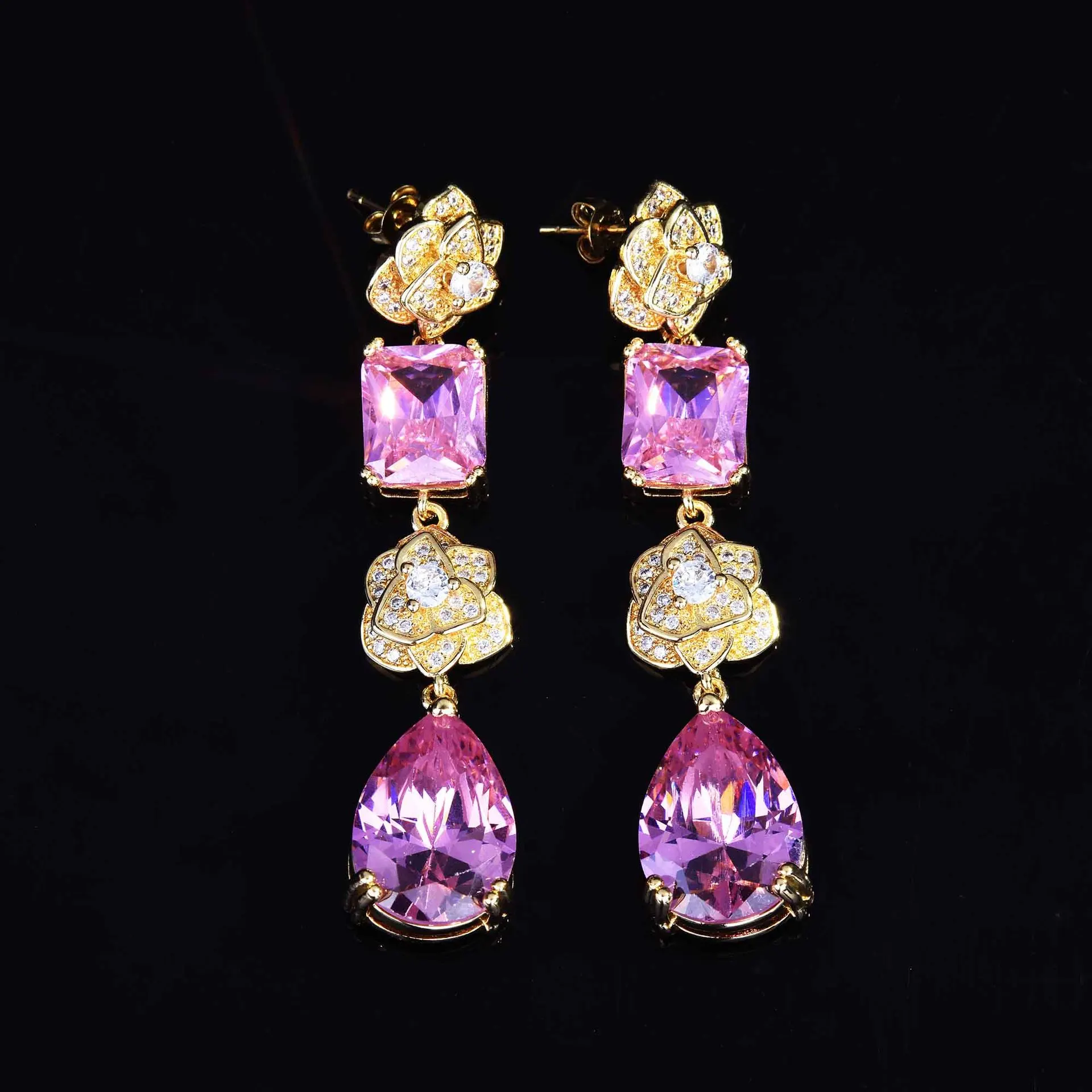 

Trendy Dainty Zircon Camellias Long Earrings Women's Luxury Pink Crystal Flower Gold Color Jewelry Banquet Accessories Fine Gift