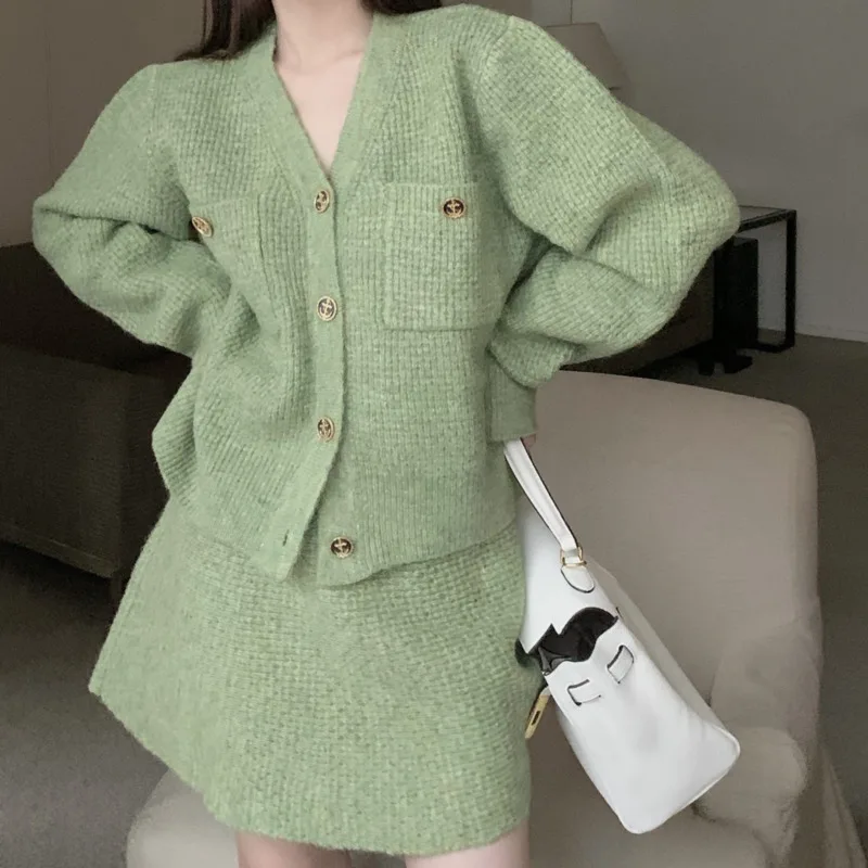 

Осенне-зимний женский комплект с юбкой, новинка 2021, нежный, приятный, с V-образным вырезом, вязаный свитер, кардиган, куртка, Женская юбка