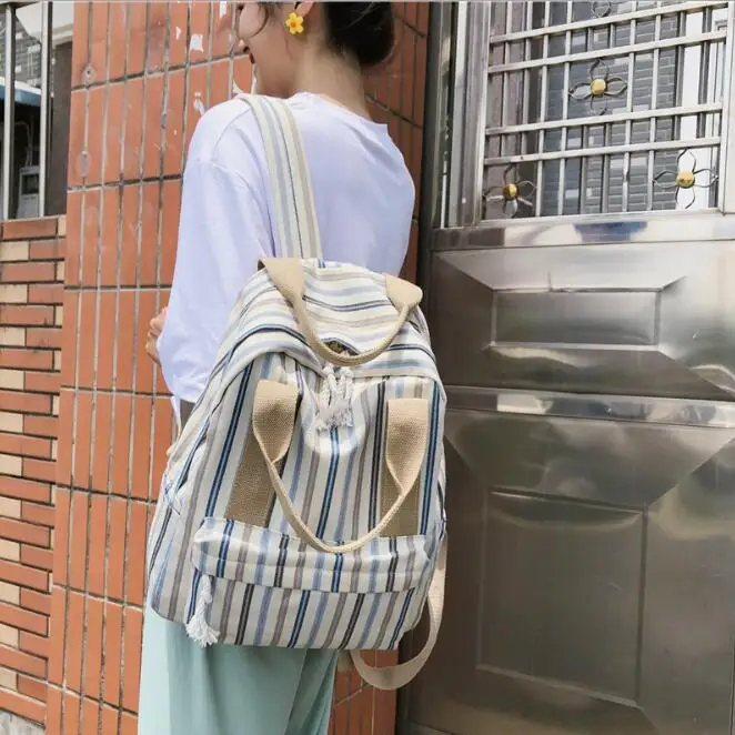 Новый стильный рюкзак женский модный квадратный с вертикальной полоской уличный