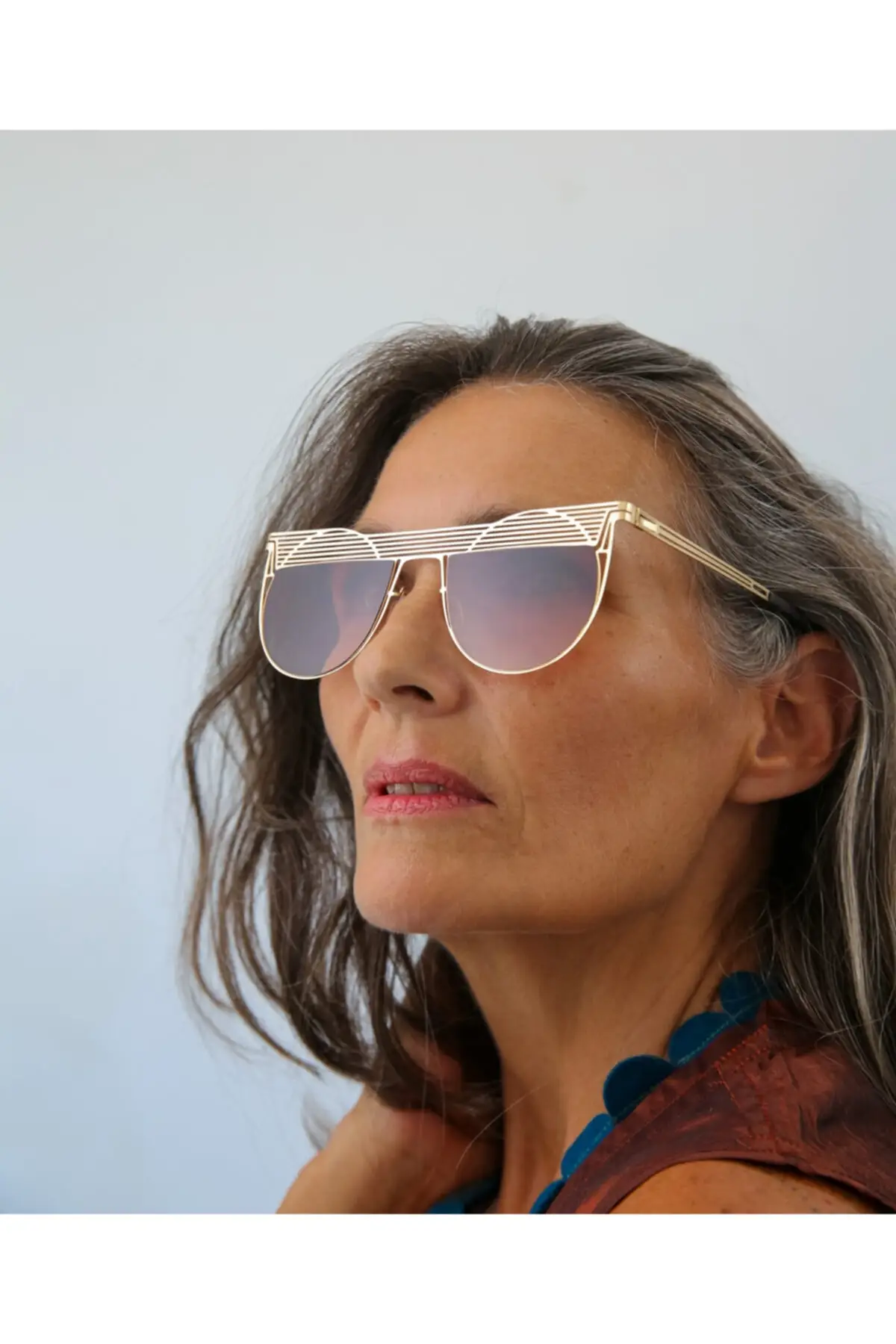 

2021 New Trend Mogens Brown Gold Color