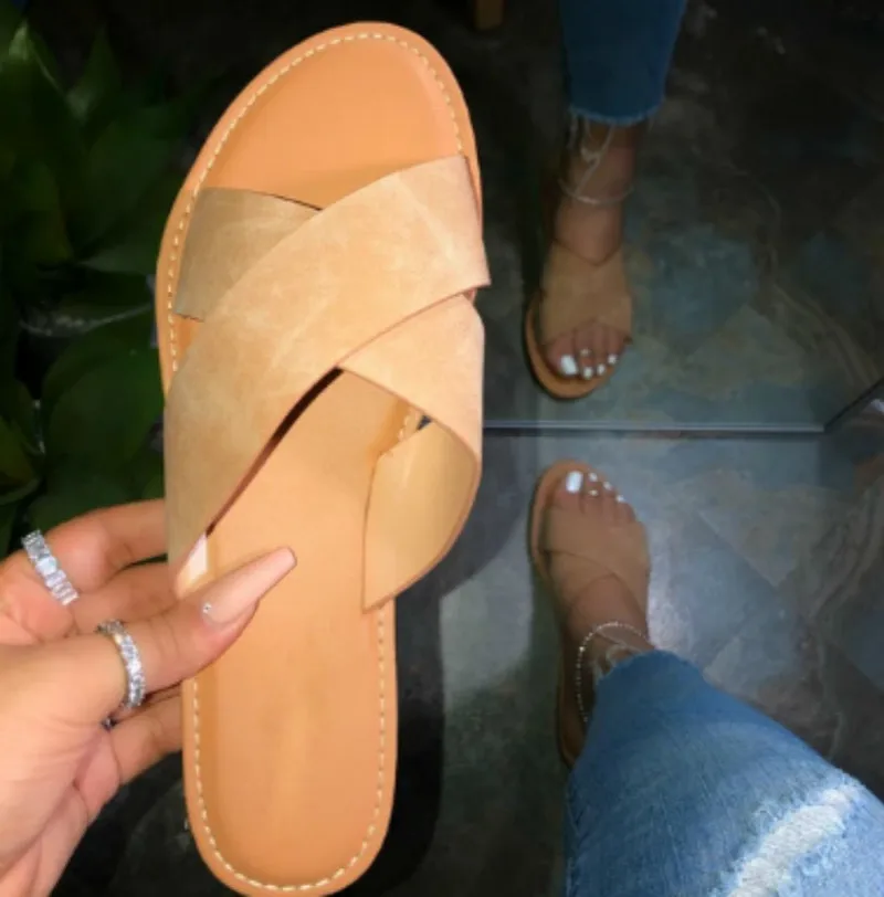 

Summer Brown Sandals for Women Wild Flat with Women Casual Outdoor Shoes Large Size Female Sandals Women Slippers Beach Shoes