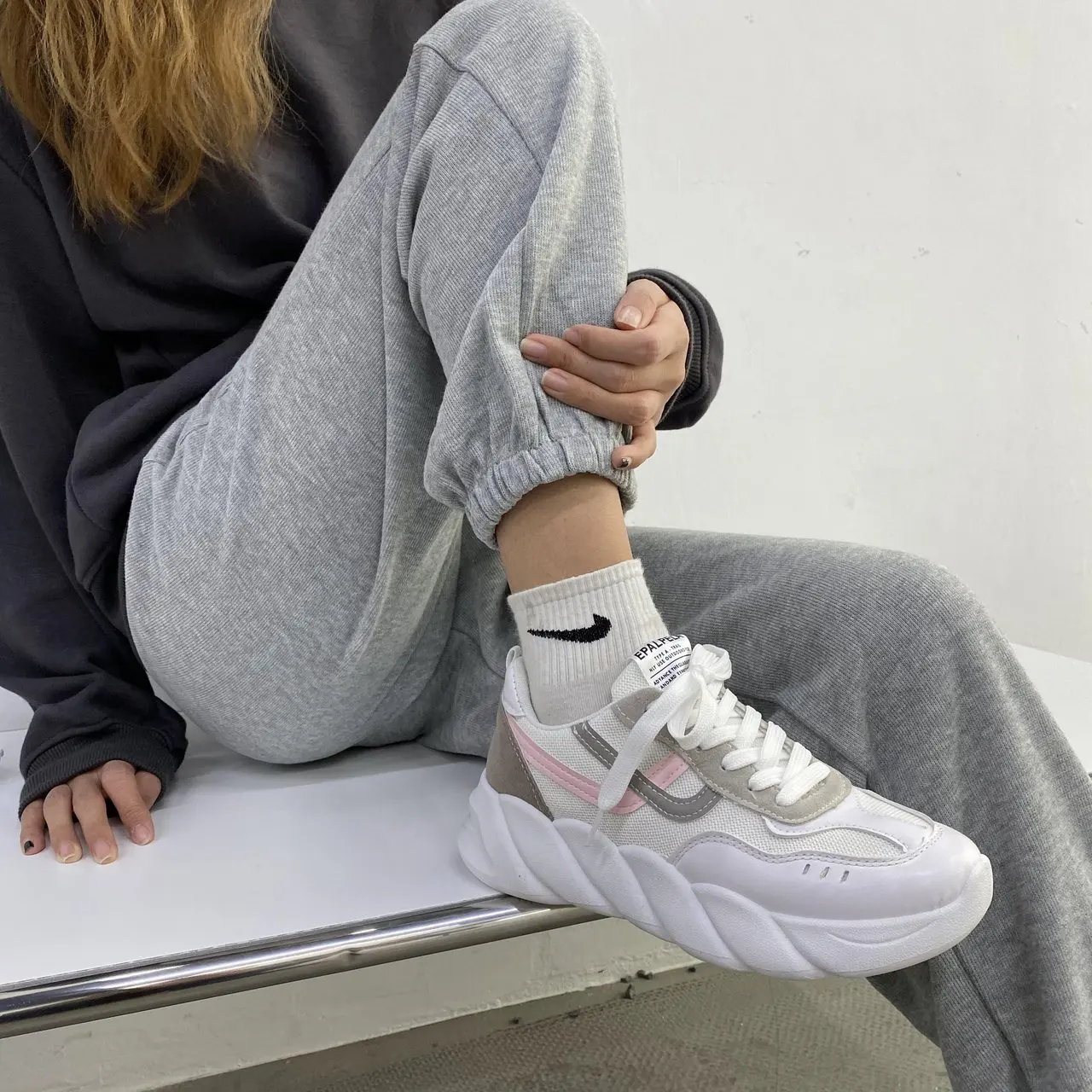 

Women Sneakers White Designer Shoes Woman Winter Chunky Sneakers Fashion Light Dad Shoes Ladies Platform Footwear Free Shipping