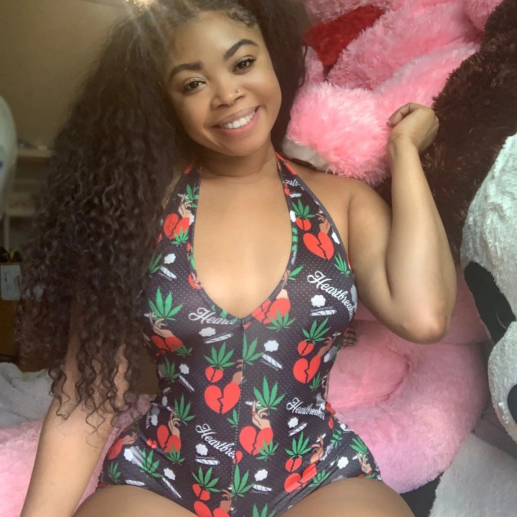 Женский комбинезон с глубоким V-образным вырезом черный слитный принтом лето 2020 |