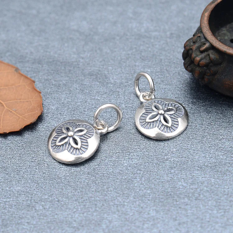 Подвеска из серебра 100% пробы с четырьмя элементами |