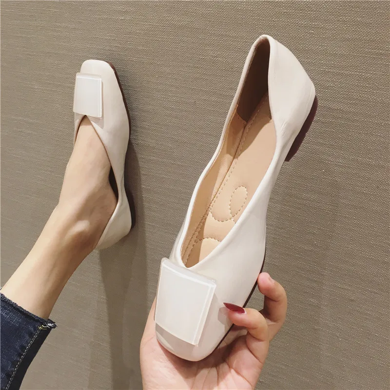 Женские дизайнерские туфли на плоской подошве элегантные удобные с кристаллами