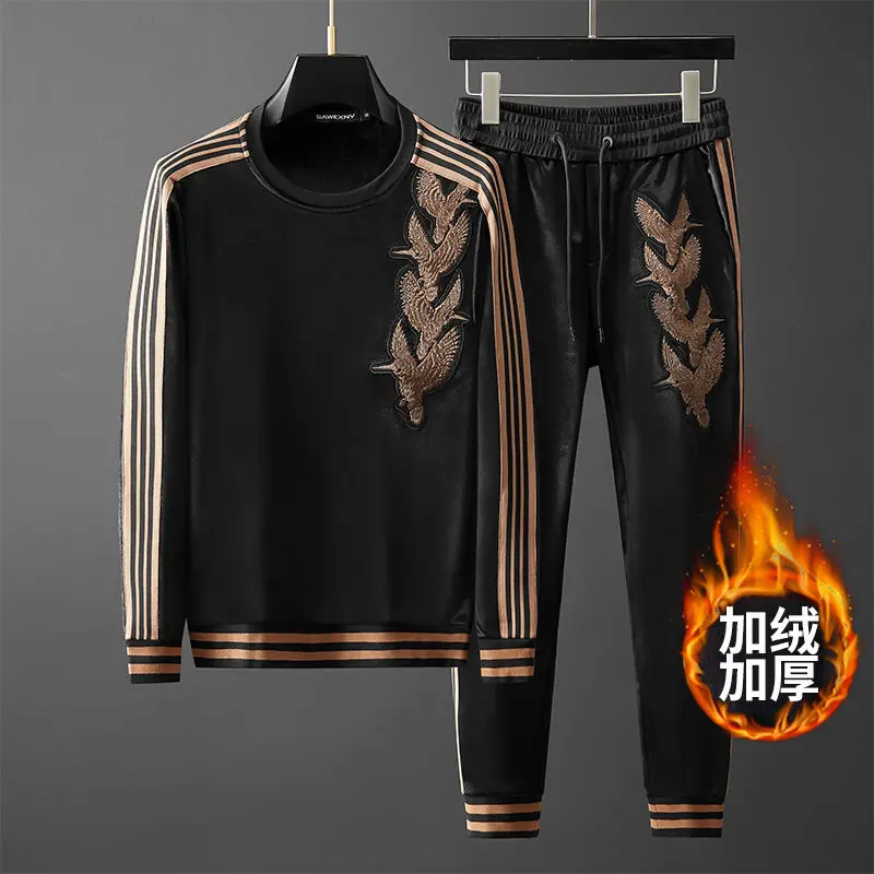 

Light luxury men's gold velvet personalized embroidered vests Outfits plus velvet warm new men's match two pieces