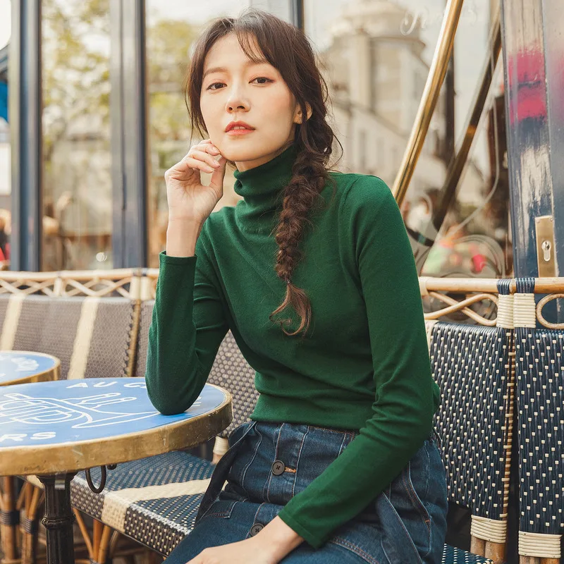 Свитер женский осенне-зимний с воротником-стойкой