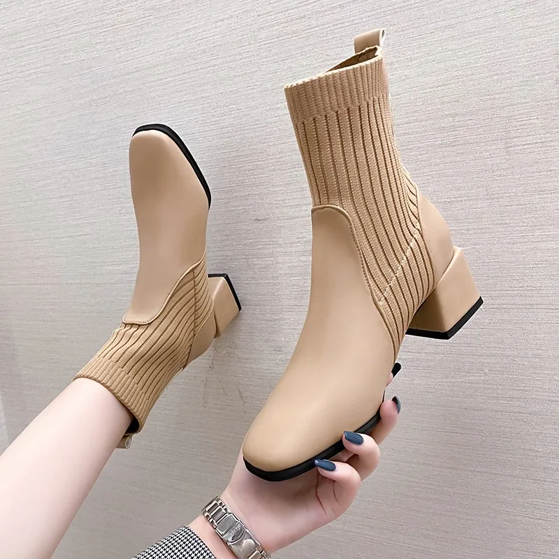 

Leather Stitching Flying Knitting Woolen Thread Ladies Ankle Boots First Layer Cowhide Fabric Sleeve Fashion Boots