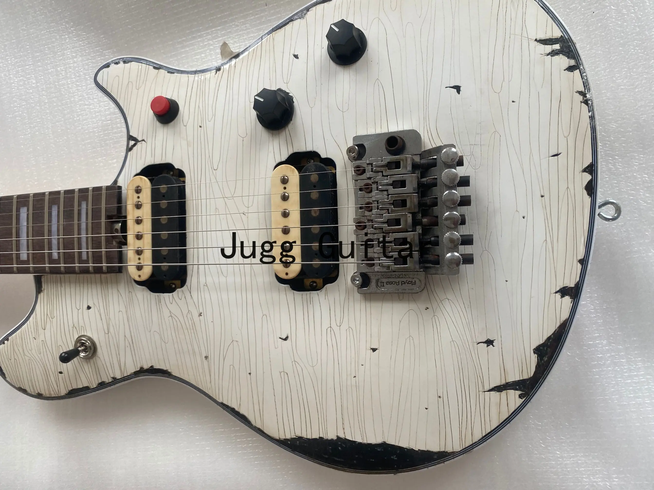 Красная кнопка переключения Эдвард Ван Хален винтажная белая реликтовая