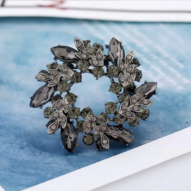 5.3 cm gray Morkopela, брошь с большим цветком и кристаллами для женщин, модная брошь на булавке, букет из горного хрусталя, броши и заколки на шарф, ювелирное изделие - Окраска металла: 5.3 cm gray