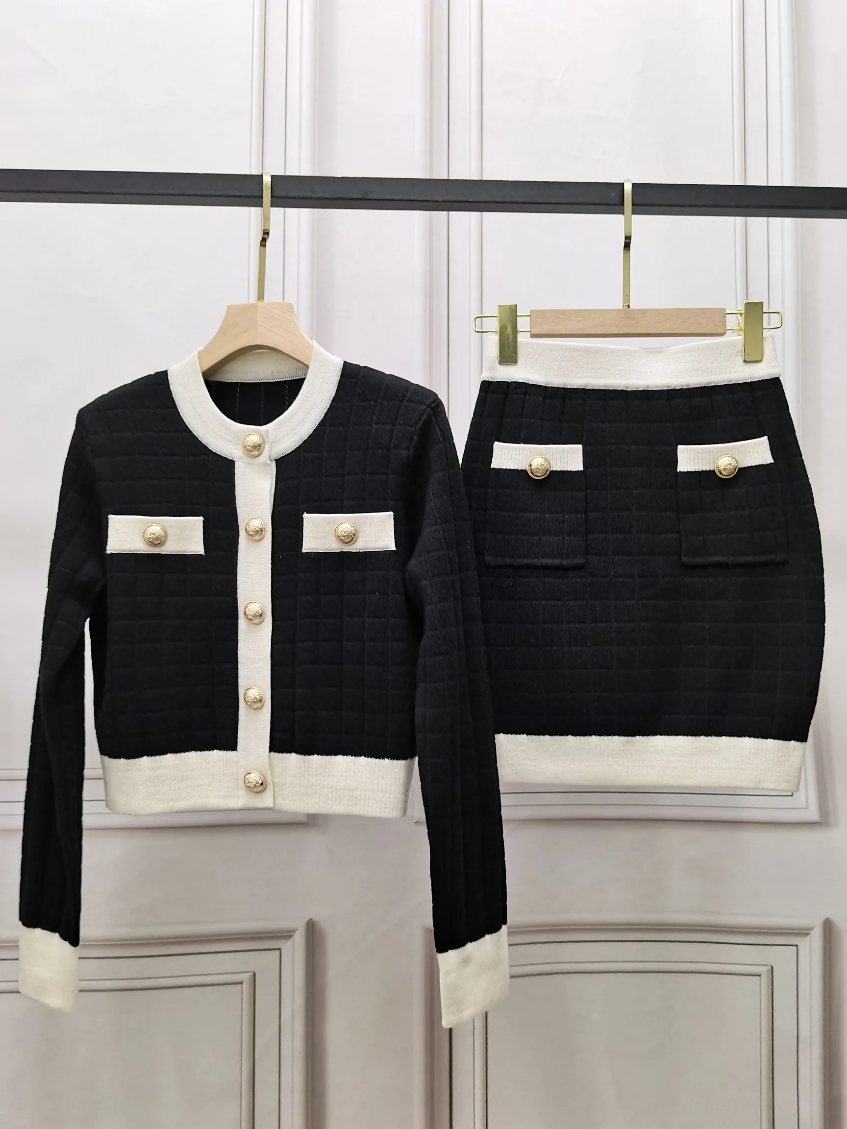 Autumn High Quality Women Casual Patchwork Wool Coat Sweater Cardigan With A-Line Skirt Ladies Luxury Sets 2 Color Gdnz 8.22 |