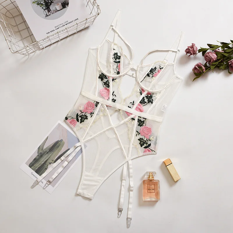 womens lingerie sets Yimunancy Floral Embrodiery Lace Lingerie 3 Piece Set Sexy Underwear Women Bra and Panties Sets Bra Lingeries Feminina plus size bra and panty sets