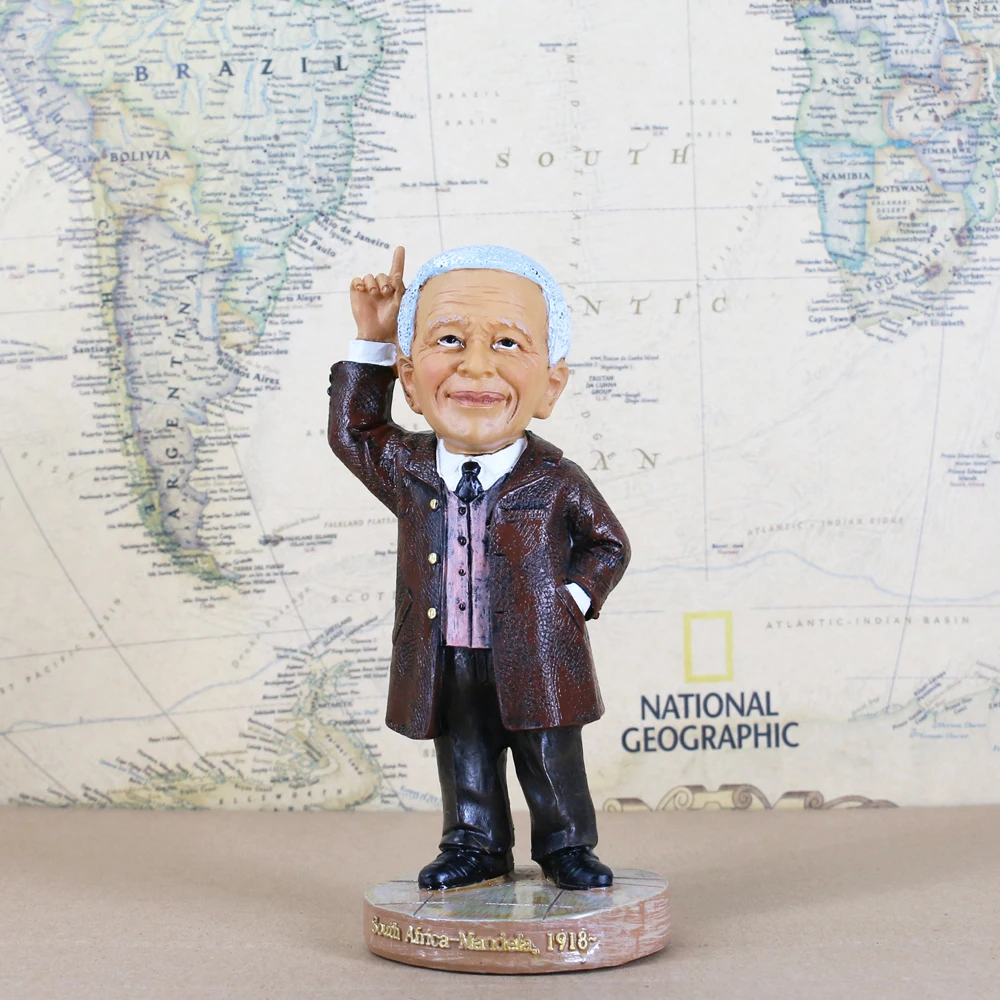 

Classic World Famous Person Nobel Peace Prize South Africa President Politician Mandela 1918-2013 Statue Figure Model Toy Gift
