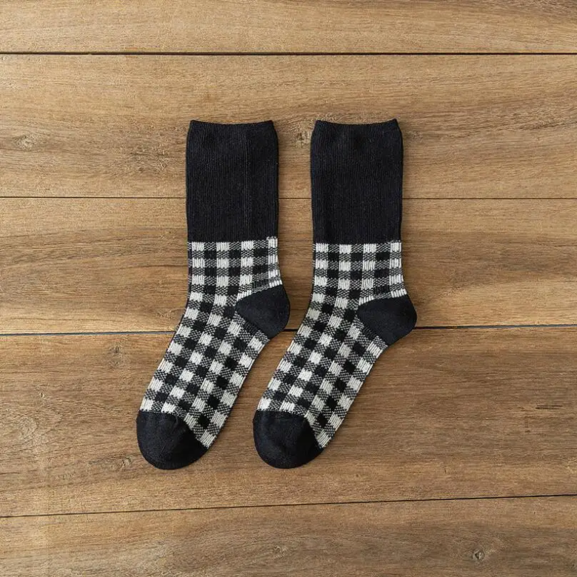 Students Check Crew Sock Ladies Knee High Winter Socks Girls Thick Cotton Plaid Socks Woman Black White Checked Ankle Socks